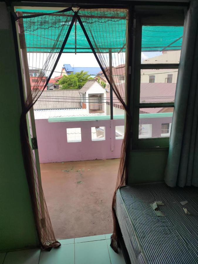 Better House 佰特客栈 Aparthotel Chiang Mai Exteriör bild