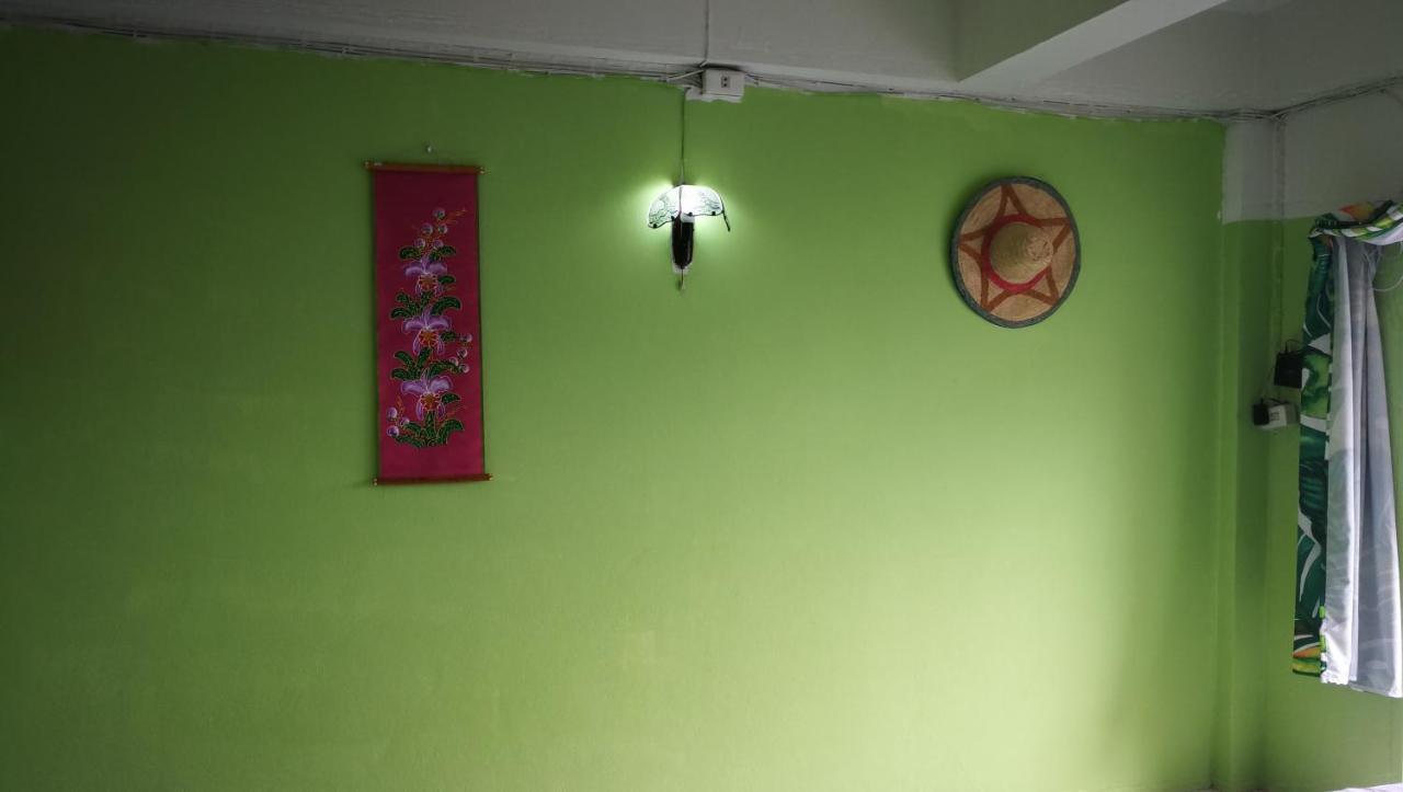 Better House 佰特客栈 Aparthotel Chiang Mai Exteriör bild