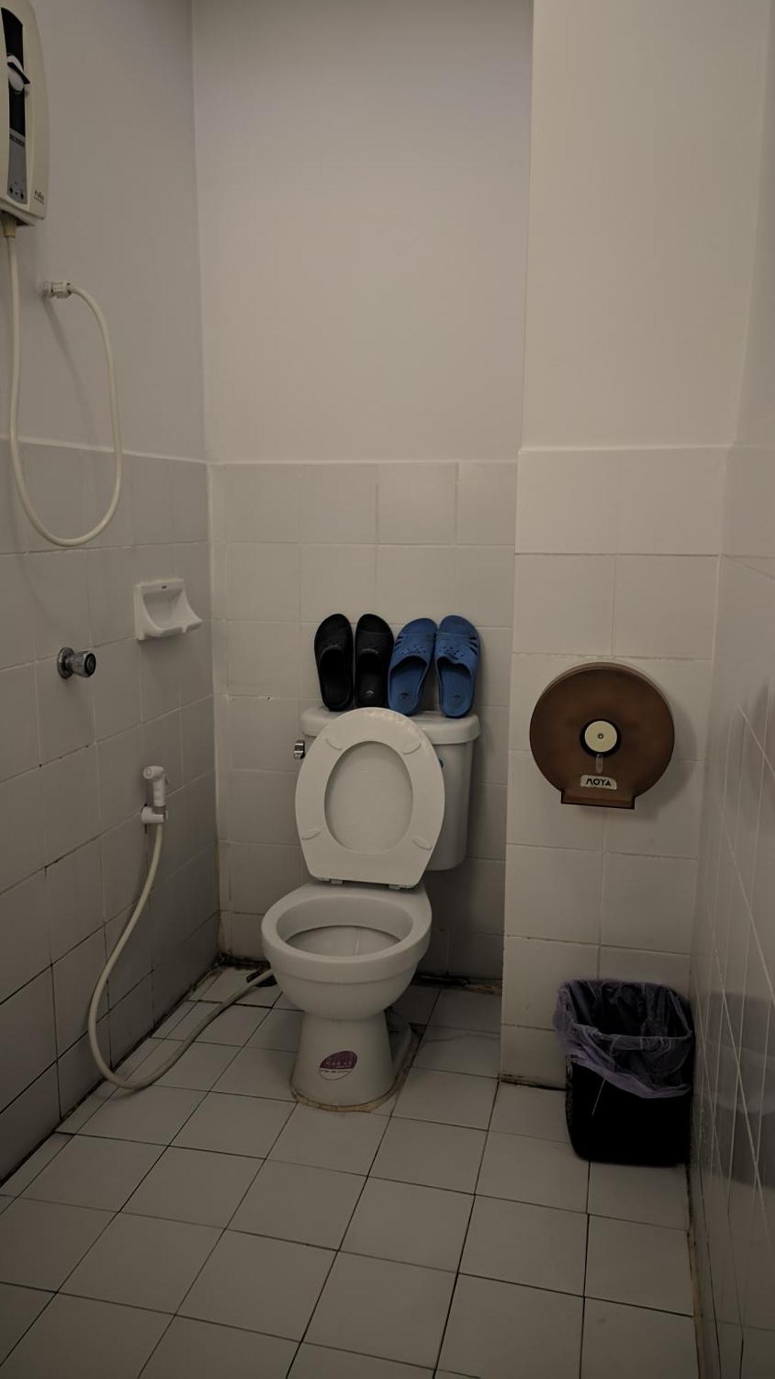 Better House 佰特客栈 Aparthotel Chiang Mai Exteriör bild